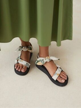 RARE Loeffler Randall Maisie Sport Sandal in Nova Floral Bow Tie Strap Platform